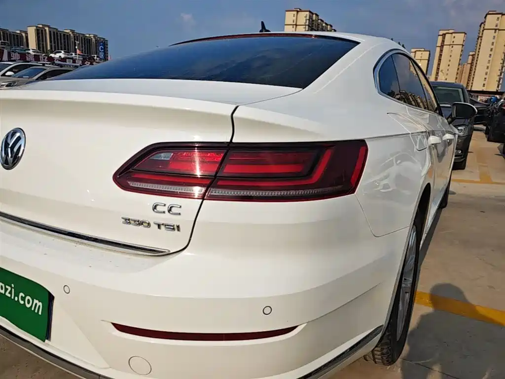Volkswagen FAW-Volkswagen CC 2019 330TSI Luxury Appearance (China V) фото 8