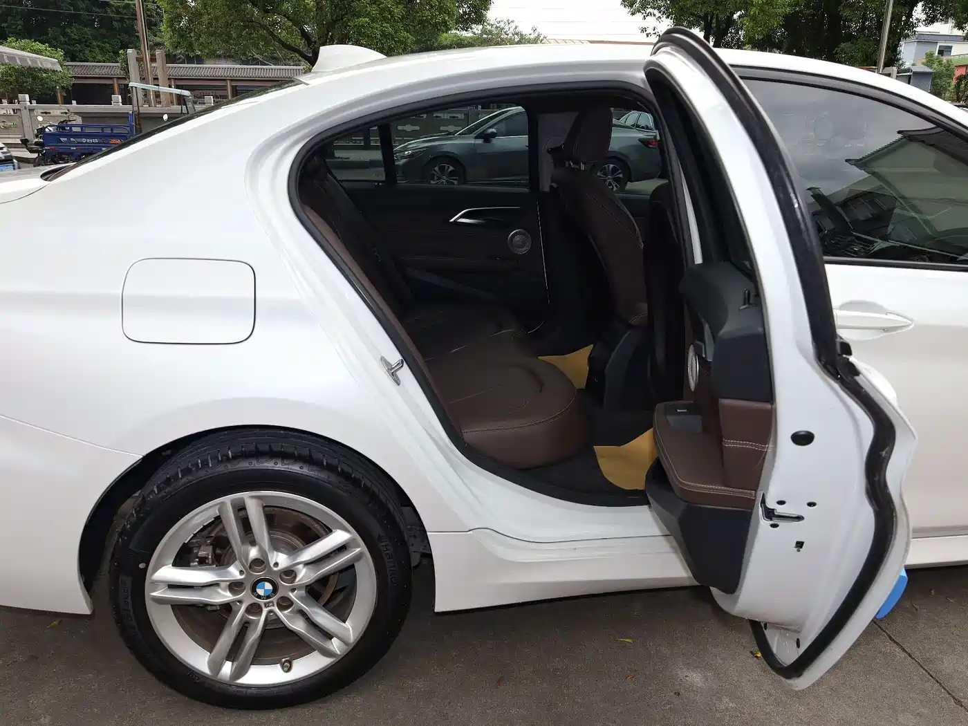 BMW 1 Series 2023 2023 120i M Sport Shadow Edition