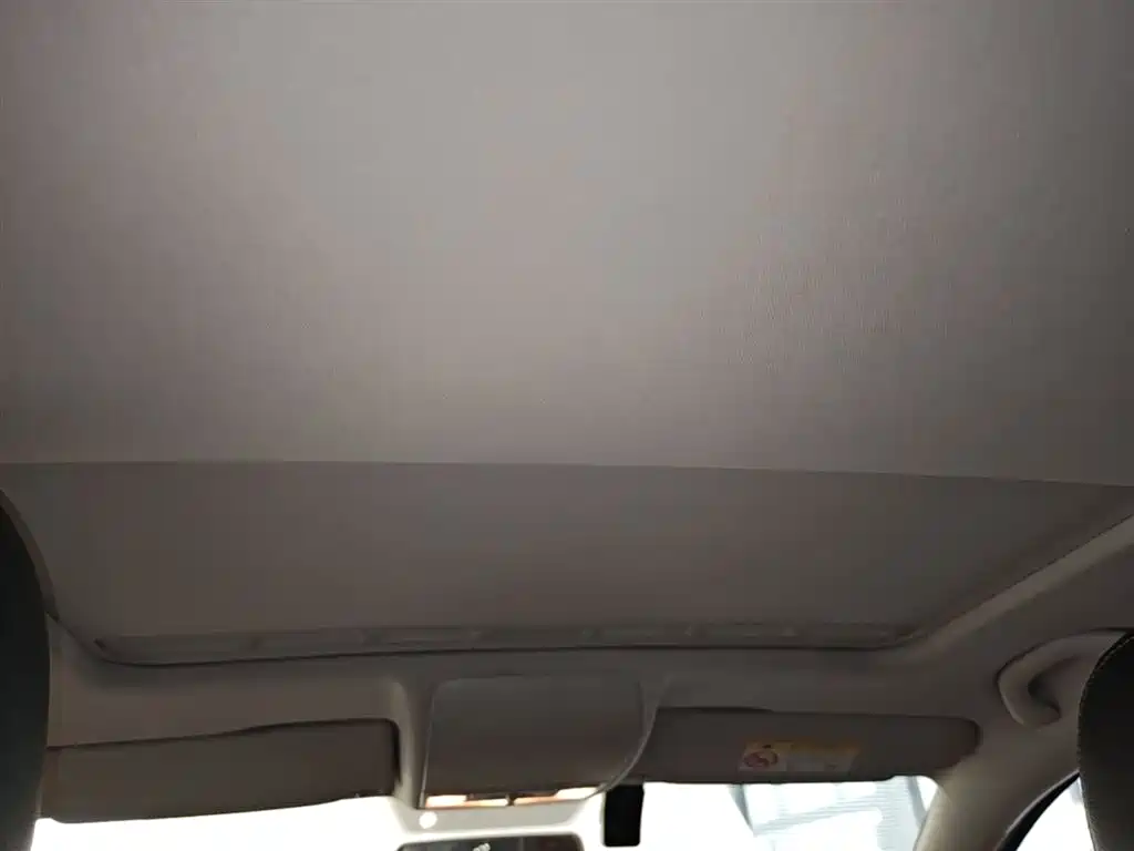Volkswagen Polo 2016 1.6L Automatic Comfort фото 18