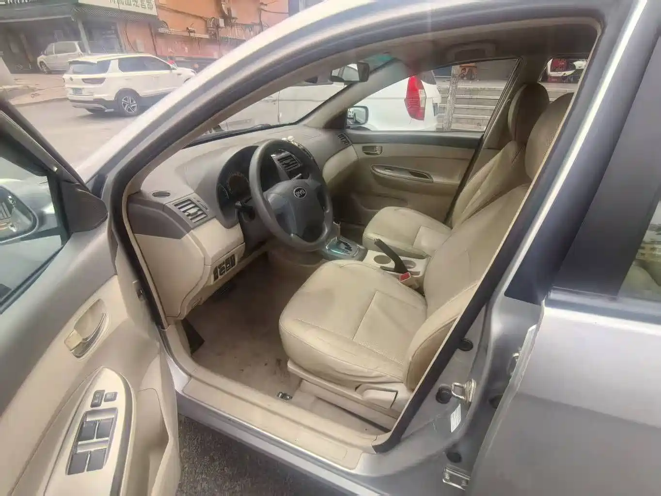 BYD L3 2013 1.5L Automatic Comfort фото 8
