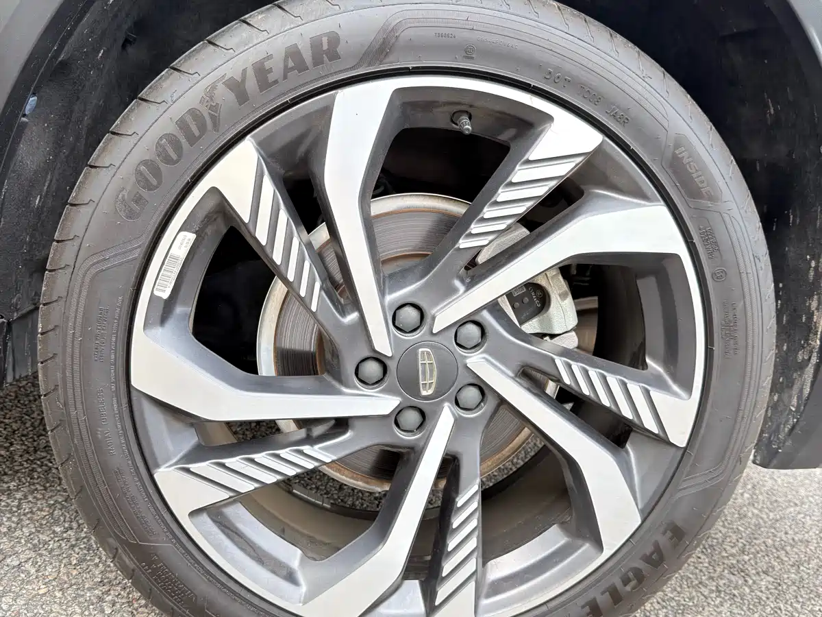 GEELY AUTOMOBILE XINGYUE L