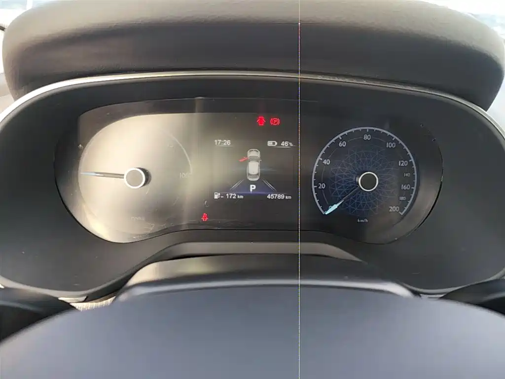 Hongqi E-QM5 2022 431km Charging Enjoyment Edition фото 12