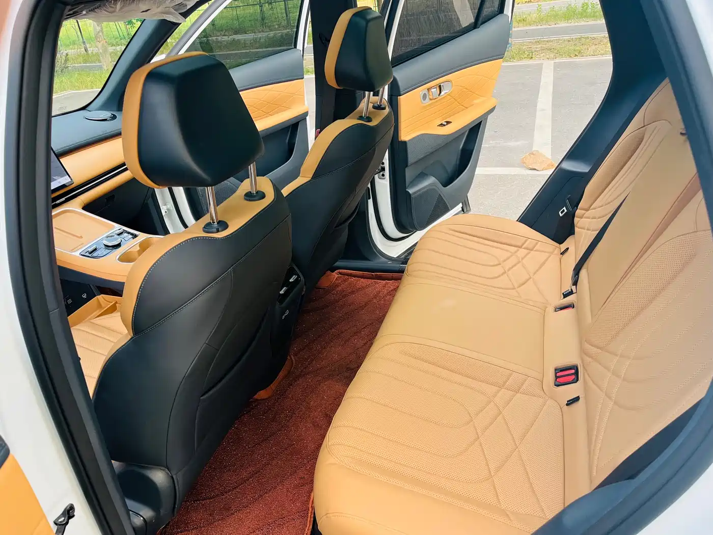 Geely Galaxy Galaxy Starship 7 EM-i 2025 120km Navigation Edition фото 5