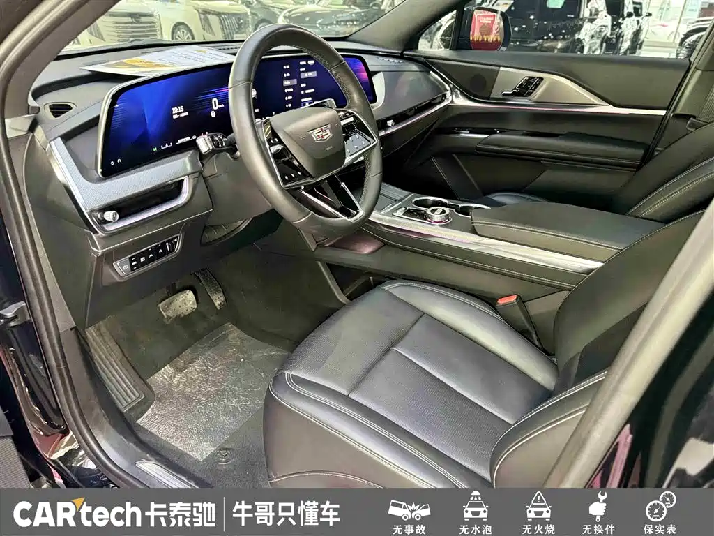 Cadillac XT5 2025 2.0T Luxury фото 19
