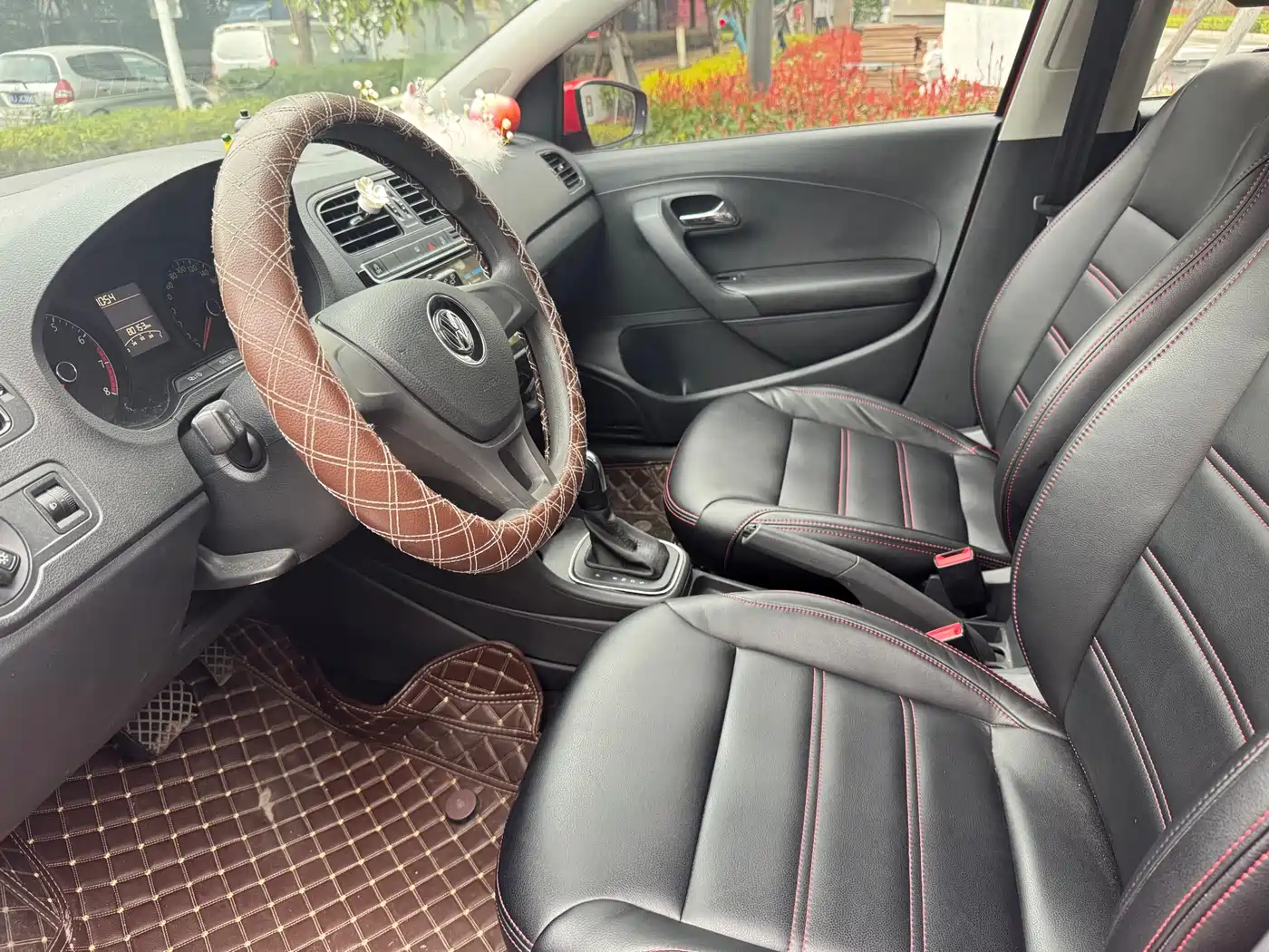 Volkswagen Polo 2018 1.5L Auto Safe Drive фото 7