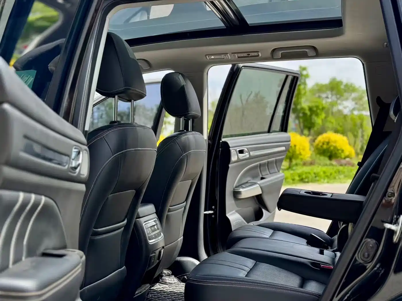 GAC Trumpchi Trumpchi GS8 2020 Model 390T AWD Luxury Smart Connect (7-seater) фото 6