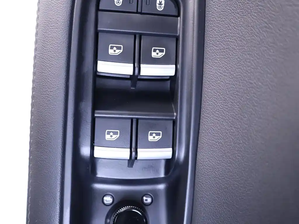 Audi Q8 2023 55 TFSI Luxury Sport фото 17