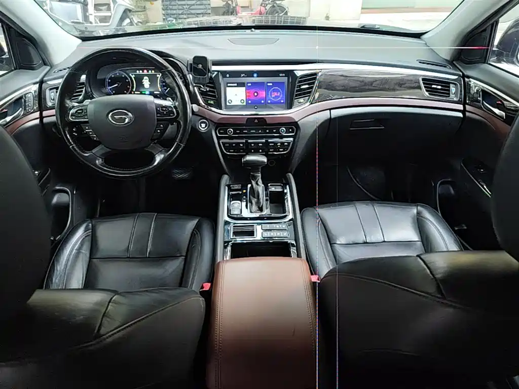 GAC Trumpchi Trumpchi GS8 2017 320T 2WD Luxury Smart Connect (7-seater) фото 10