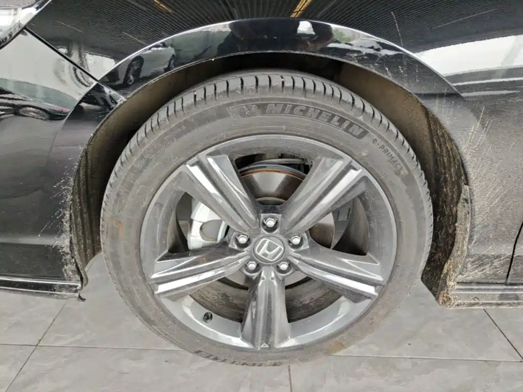 Photo 23 - Honda Inspire