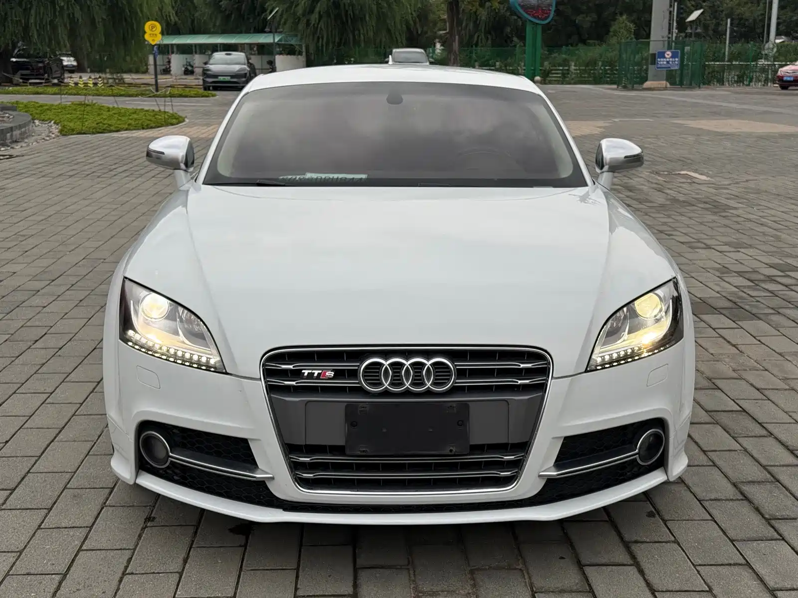 Фото 2 - Audi TTS