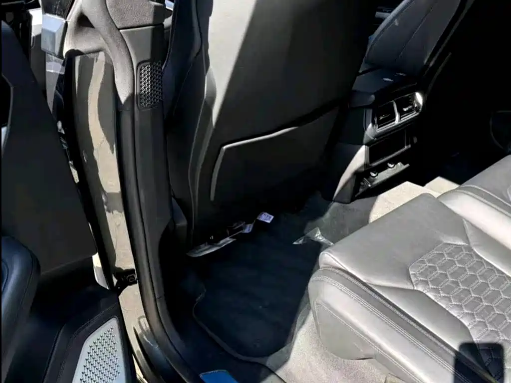 Lamborghini Urus 2018 4.0T V8 фото 8