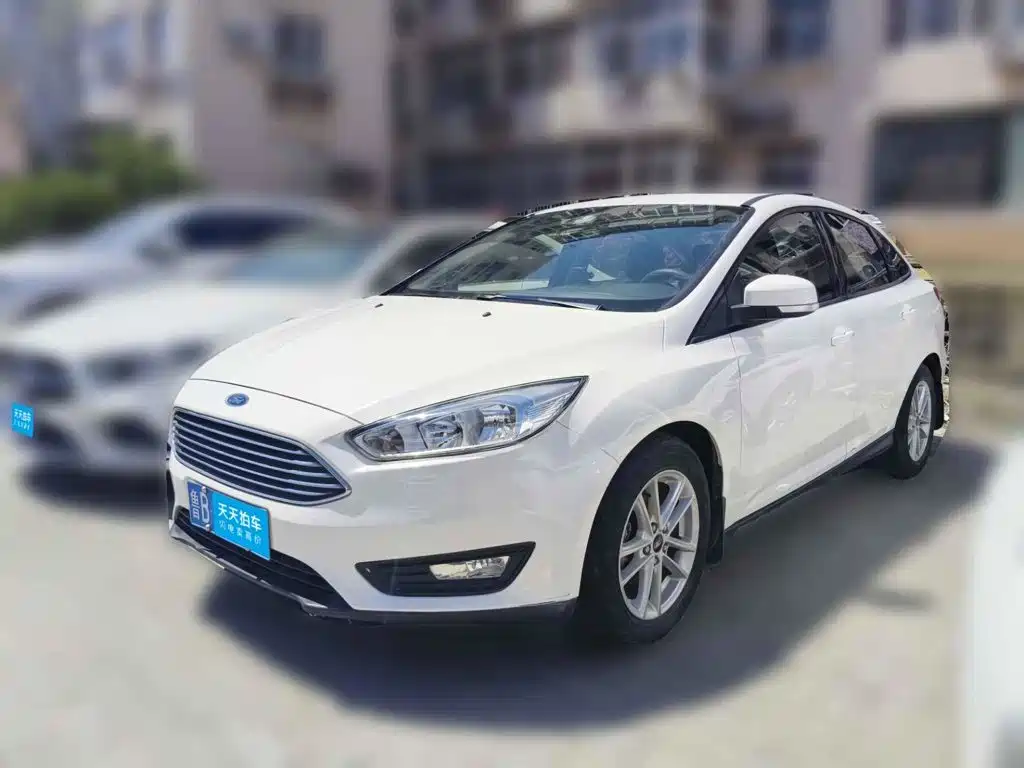 Фото 1 - Ford Focus