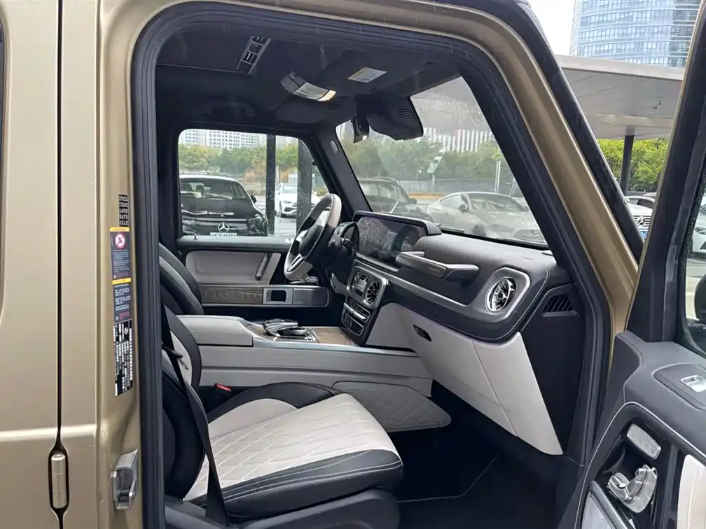 Mercedes-Benz G-Class 2023 G 500 фото 11