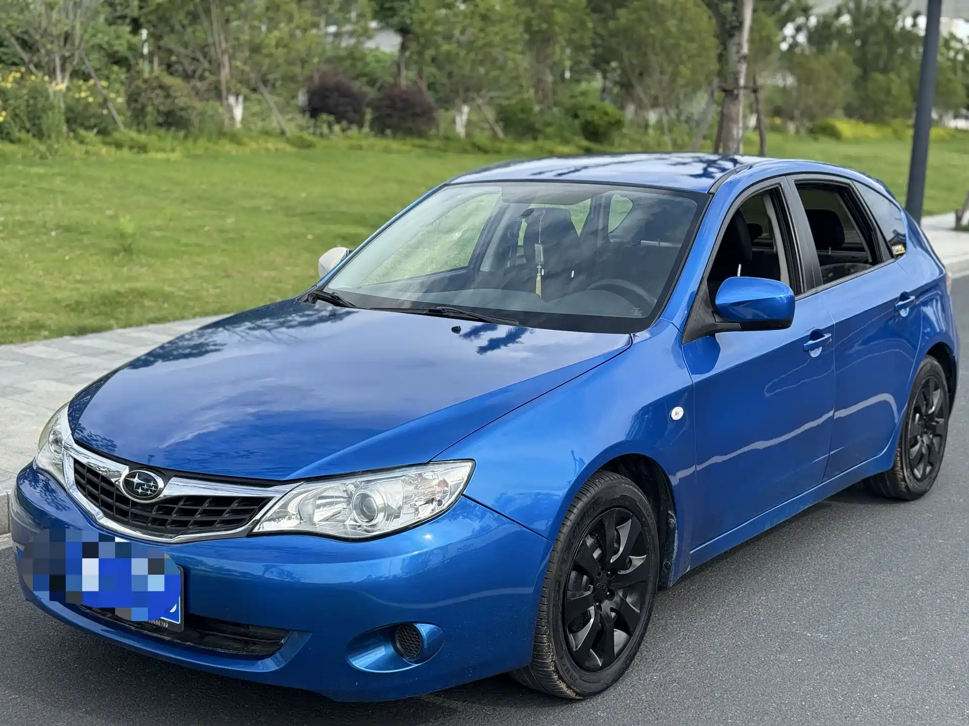 Photo 1 - Subaru Impreza