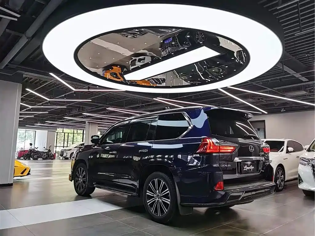 Lexus LX 2019 570 Peak Special Edition фото 5