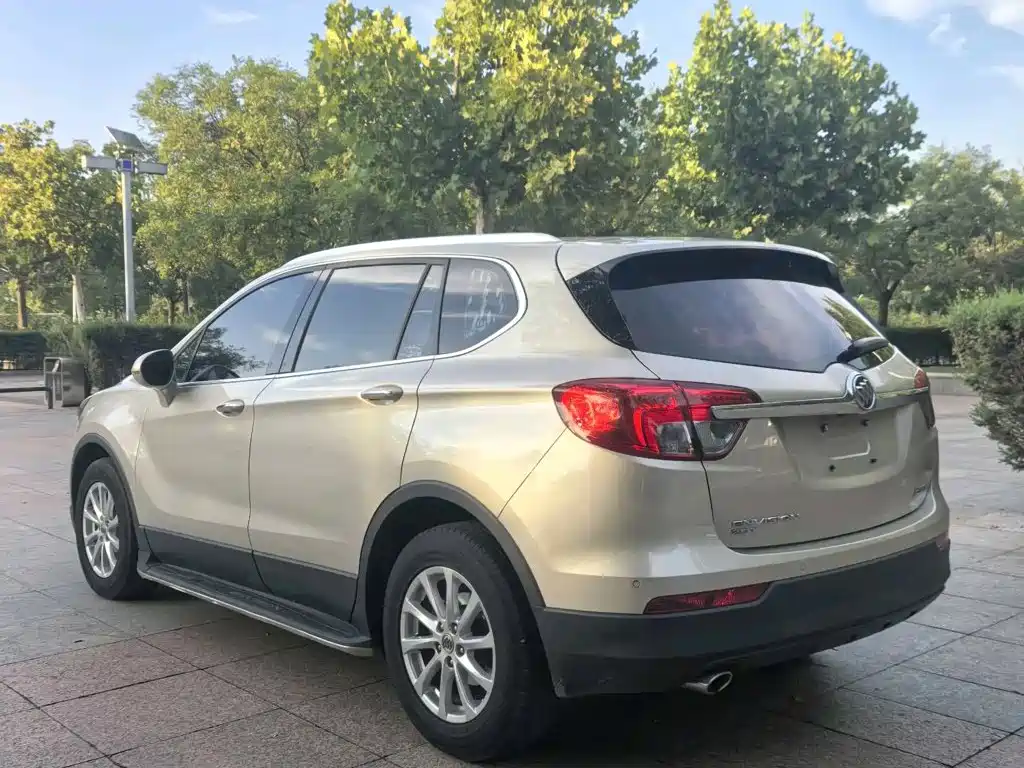 Фото 6 - Buick Envision Plus