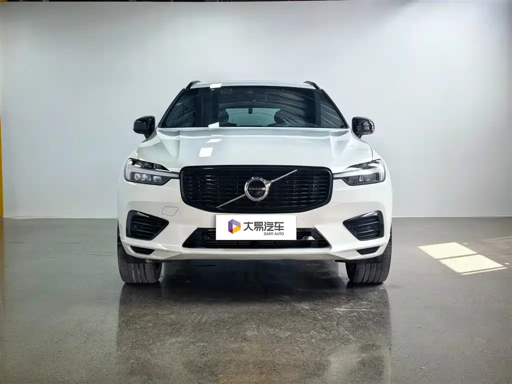 VOLVO XC60 PLUG IN HYBRID