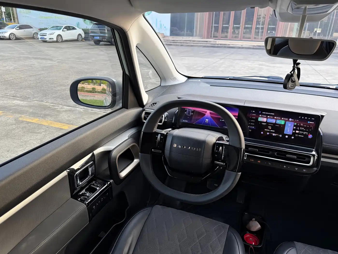 Photo 20 - Baojun KiWi EV