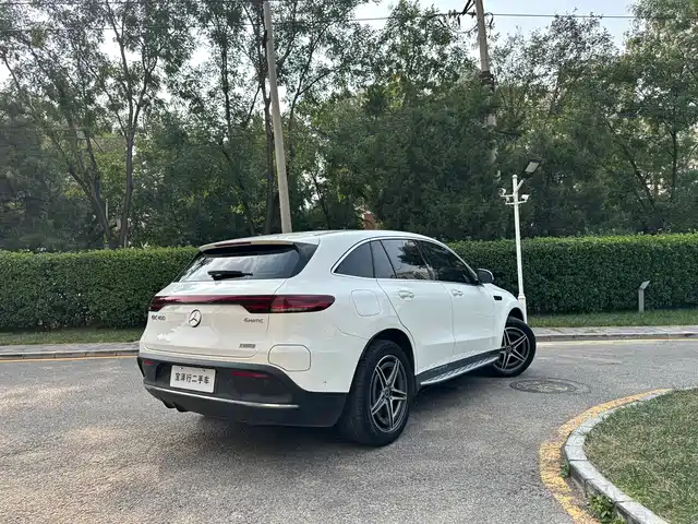 Mercedes-Benz EQC 2021 EQC 400 4MATIC — фото 4