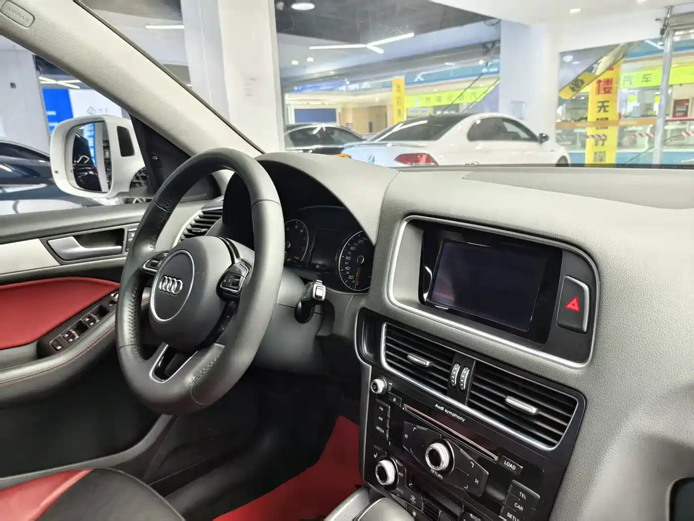 Audi Q5 2017 Plus 40 TFSI Technology фото 14