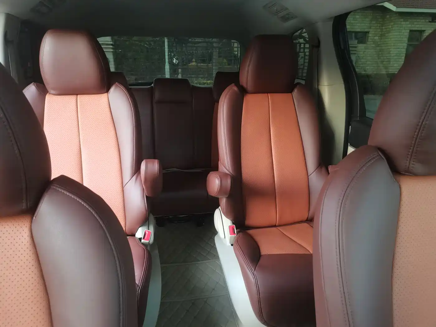 Buick GL8 2014 2.4L CT Luxury Business Comfort фото 28
