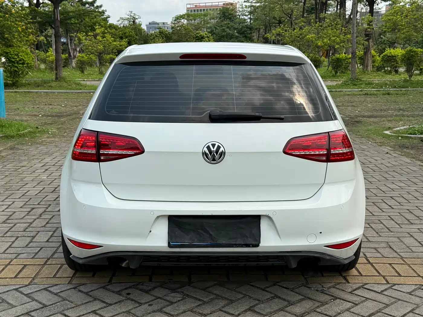 Volkswagen Golf 2014 1.6L Automatic Comfort фото 6