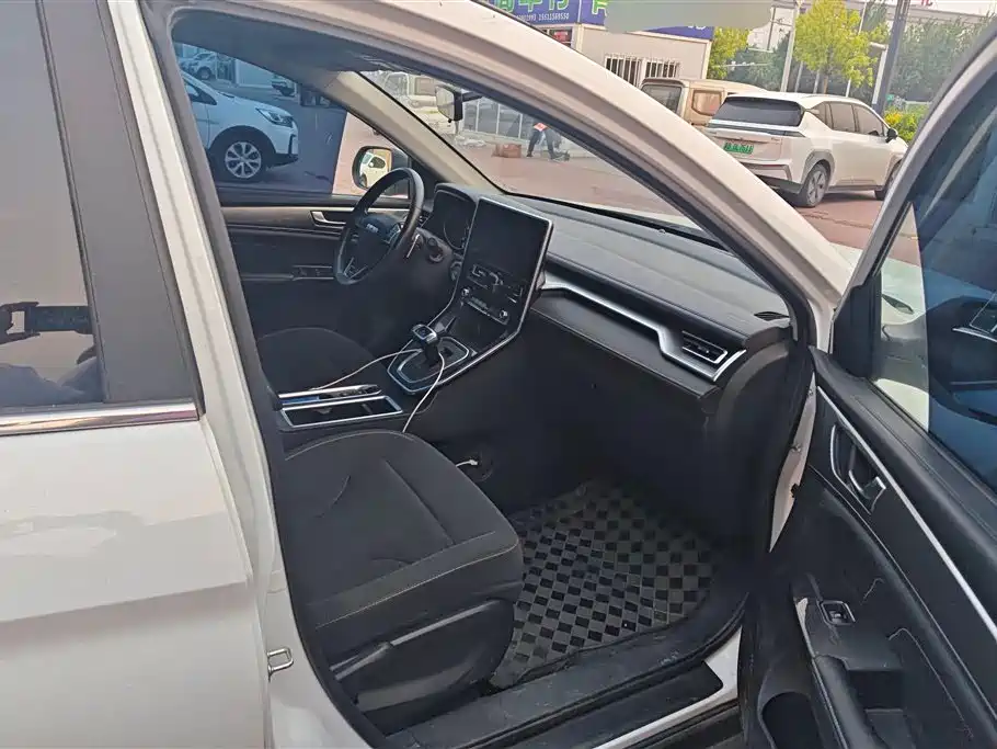 HAVAL M6