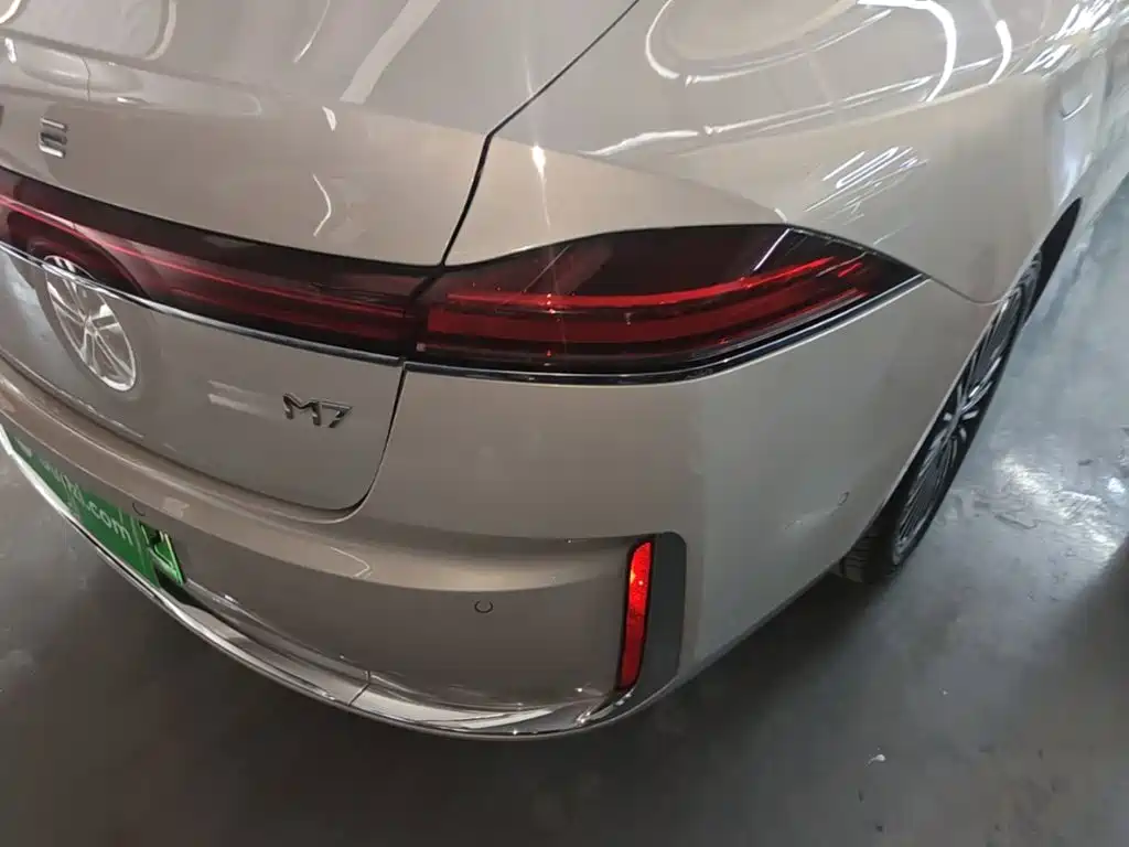 Roewe M7 DMH 2025 2025 1.5T 115km Mid-range