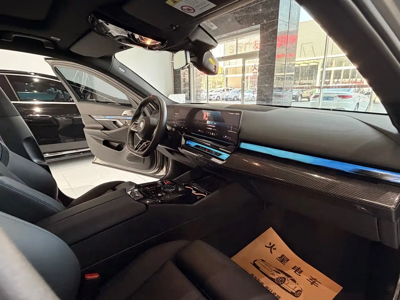 BMW i5 M60 2024 xDrive M60 фото 13