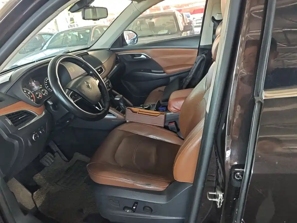 Borgward BX7 2017 2016 28T 2WD Luxury Edition 5-seater