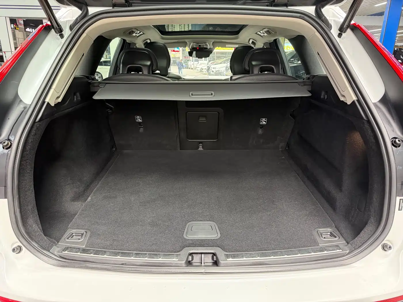 Фото 18 - Volvo XC60