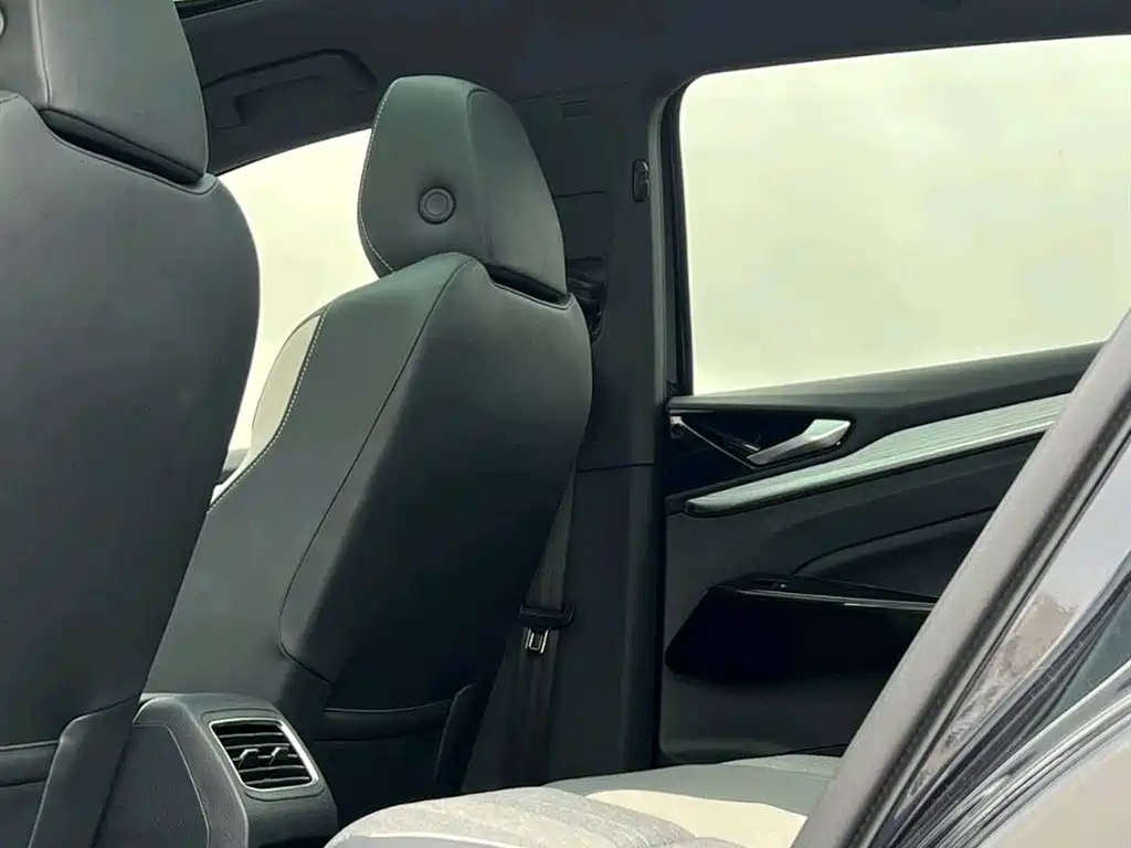 Volkswagen ID.4 CROZZ 2022 Model Year Pure Enjoyment Limited Edition фото 14