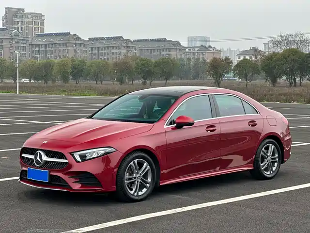 MERCEDES-BENZ A CLASS