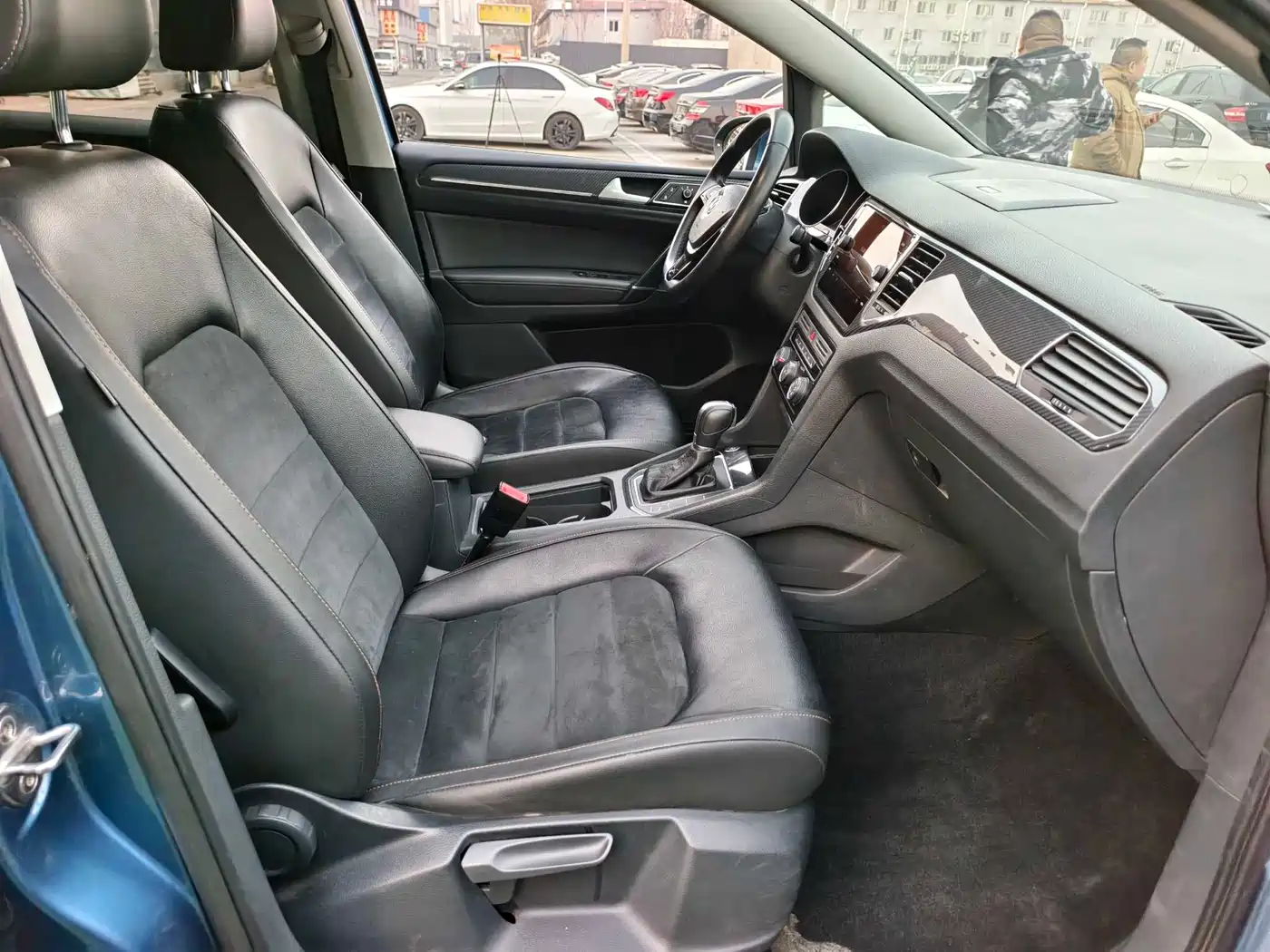 Volkswagen Golf Sportsvan 2018 280TSI Automatic Luxury фото 18
