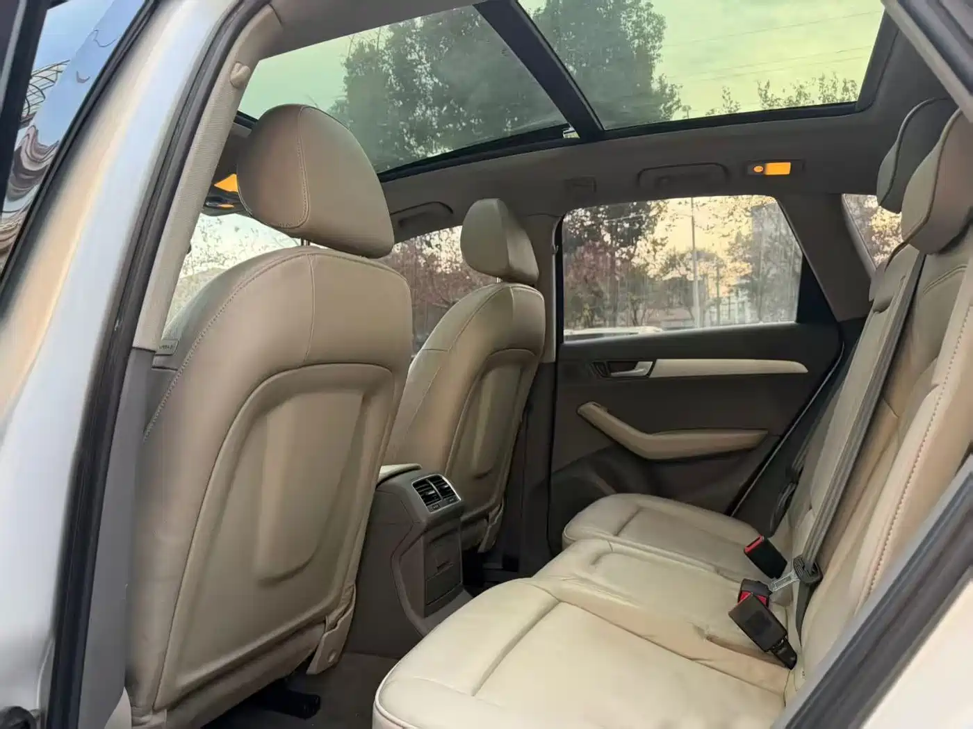 Audi Q5 2010 2.0TFSI Comfort фото 7