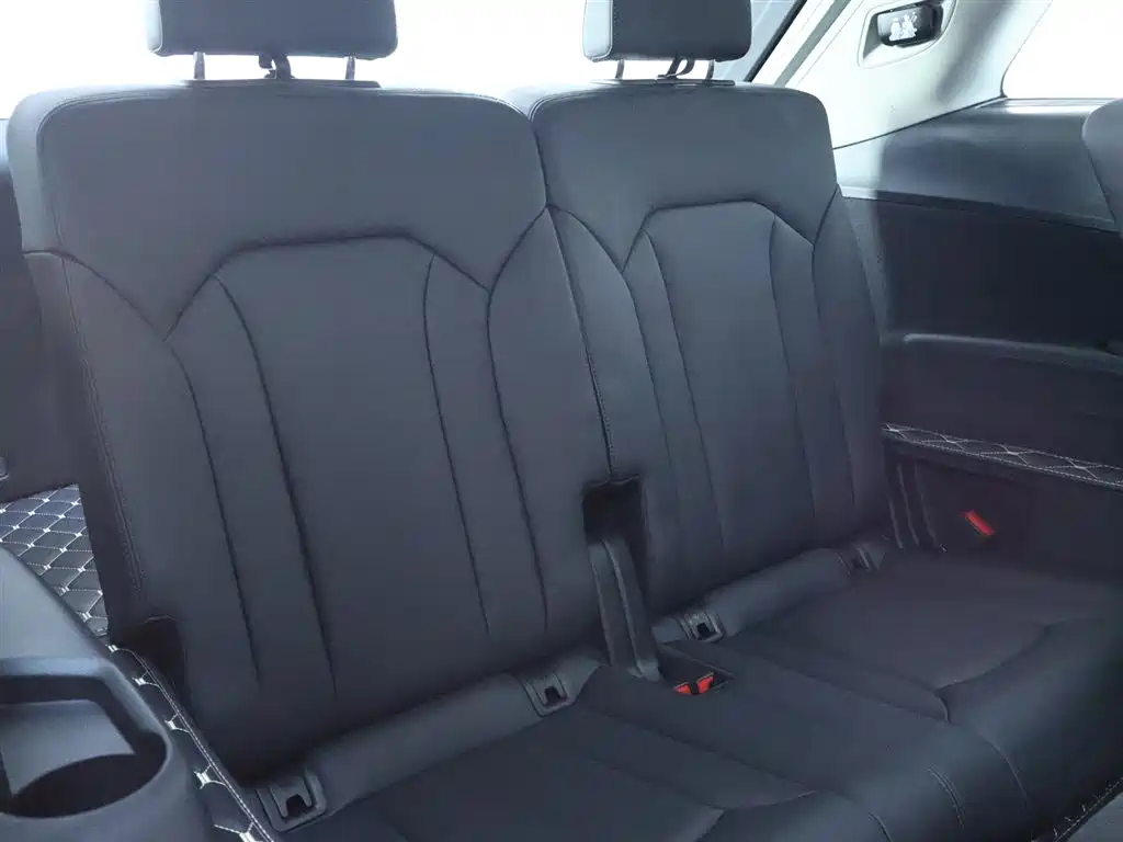 Audi Q7 2024 55 TFSI quattro S line Sport фото 23