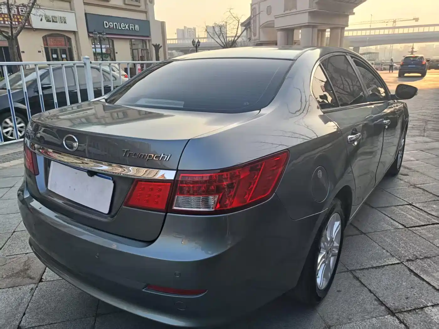 GAC Trumpchi Trumpchi GA5 2012 2.0L Automatic Elite Edition фото 12