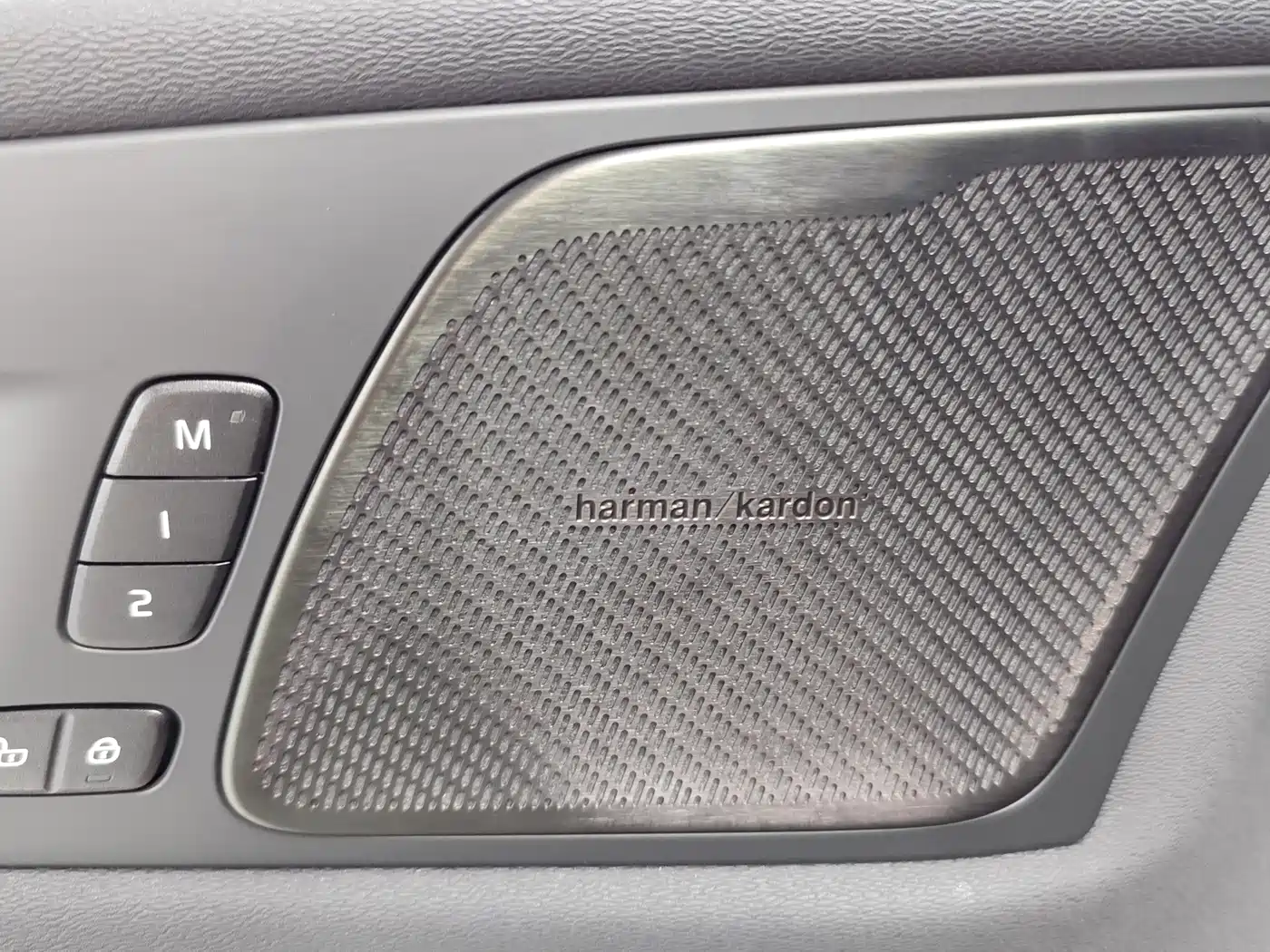 Фото 7 - Volvo XC60