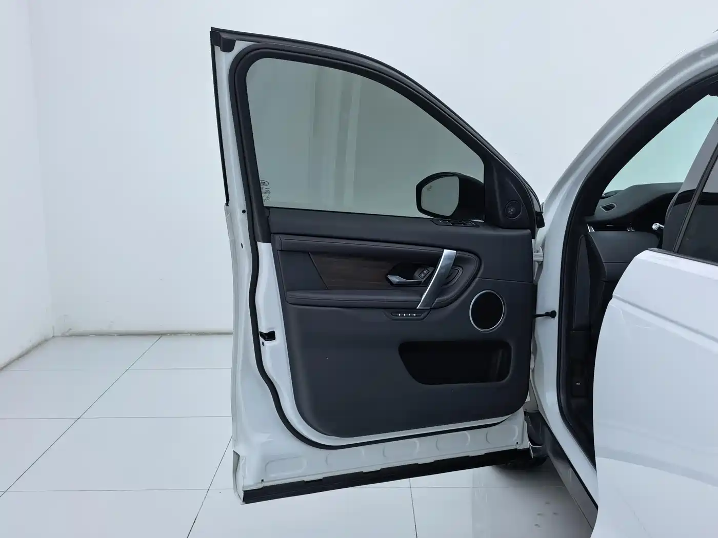 Land Rover Discovery Sport 2020 249PS R-Dynamic Performance Tech 5-seater фото 20