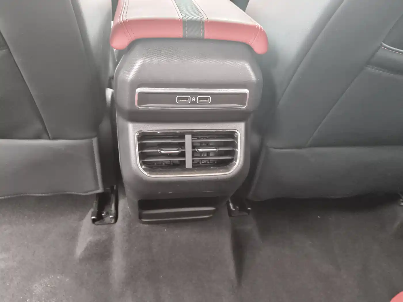 GEELY AUTOMOBILE GEELY ICON