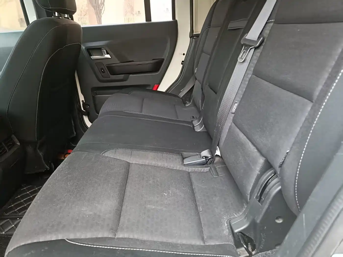 BAIC ORV Beijing Offroad BJ40 2016 Model 40L 2.0T Manual 2WD Luxury фото 7