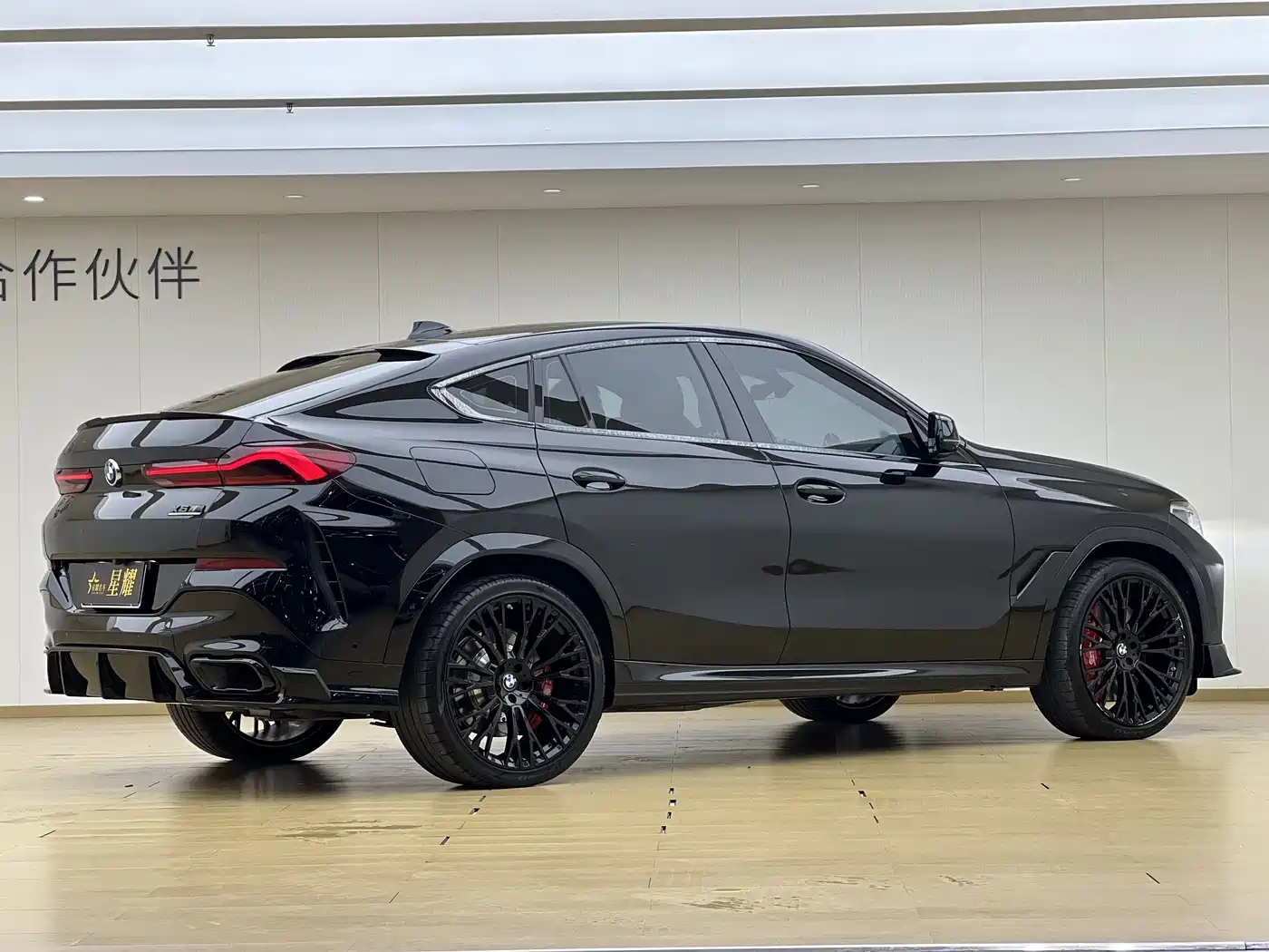 BMW X6 2022 2022 xDrive40i M Sport Package