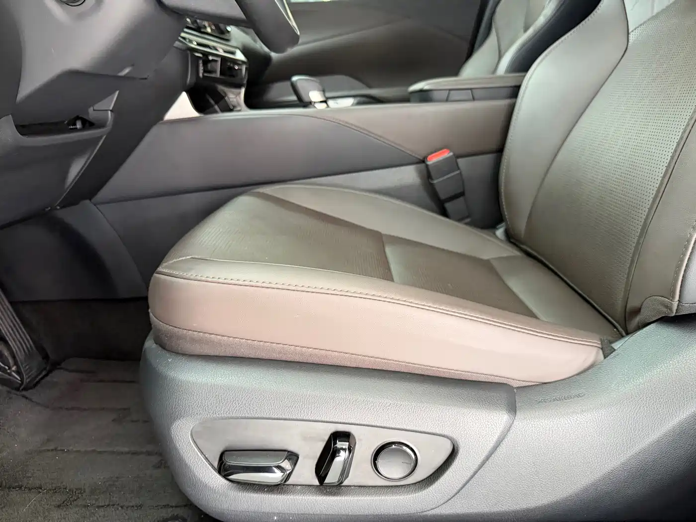 Lexus RX 2025 2025 350h 4WD Premium Edition