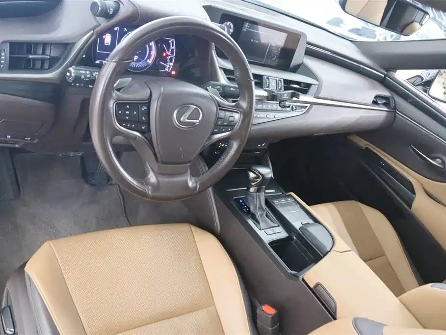 Lexus ES 2018 200 Excellence Edition China V фото 11