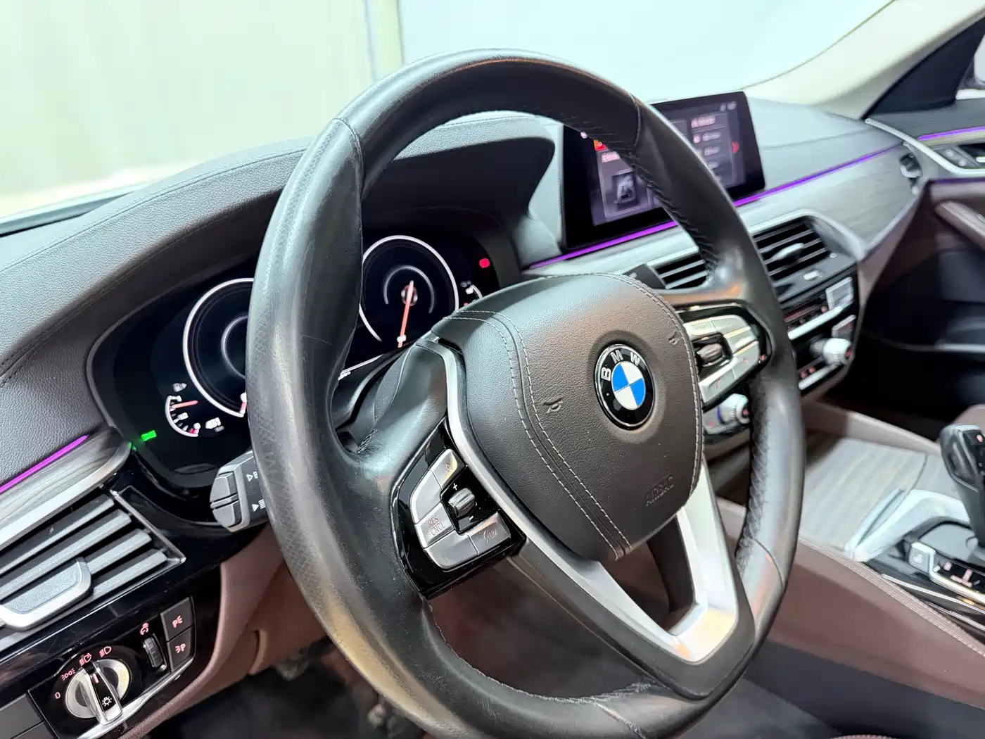 BMW 5 SERIES NEW ENERGY