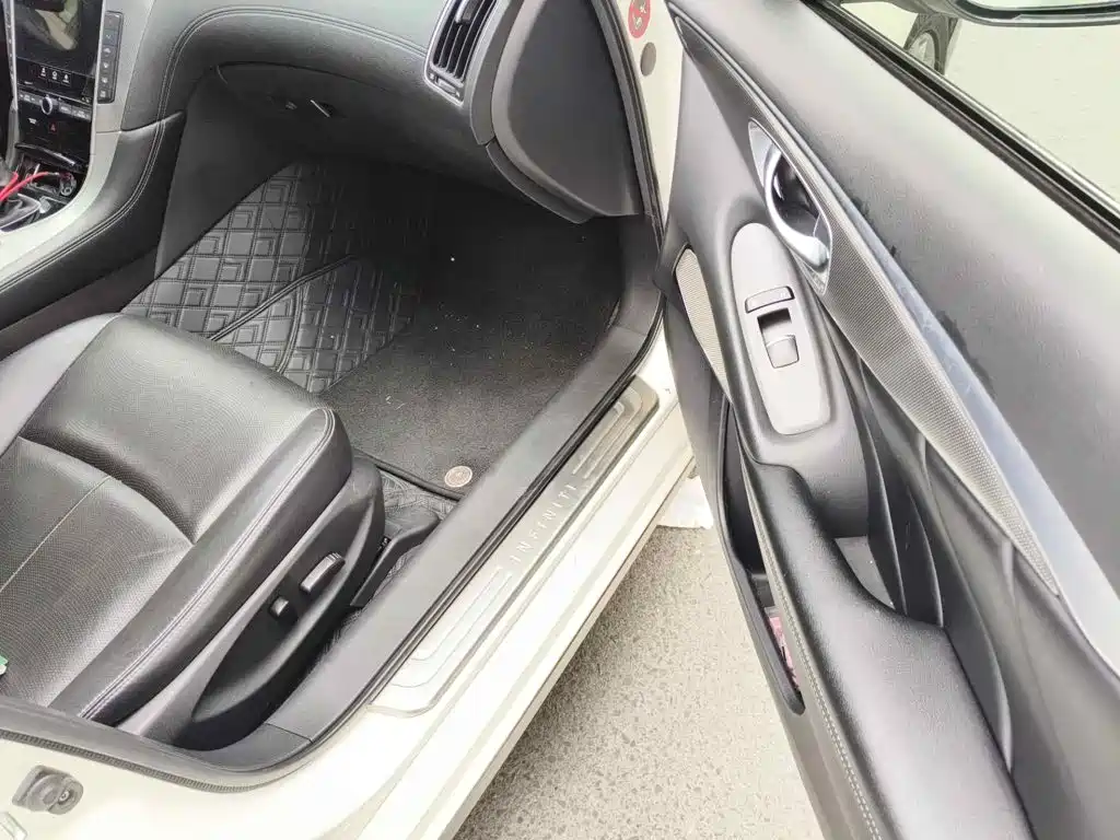 Infiniti Q50L 2019 2018 2.0T Premium Edition (China VI)