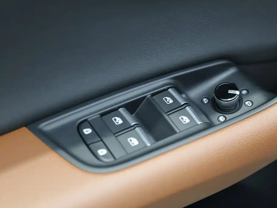 Audi Q8 2020 2019 55 TFSI Luxury Dynamic