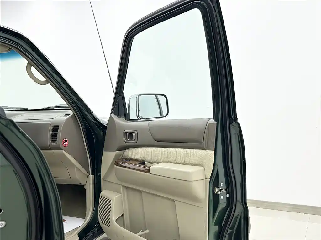 Nissan Patrol 2004 Model 4800 GRX фото 10