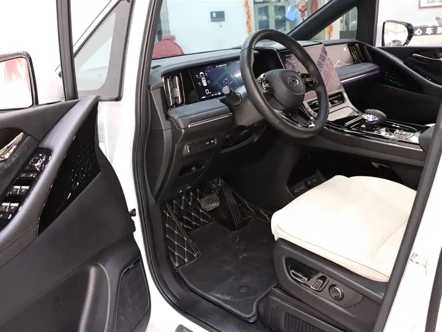 GAC Trumpchi Trumpchi M8 2023 Model Master Series Hybrid Royal Edition фото 9