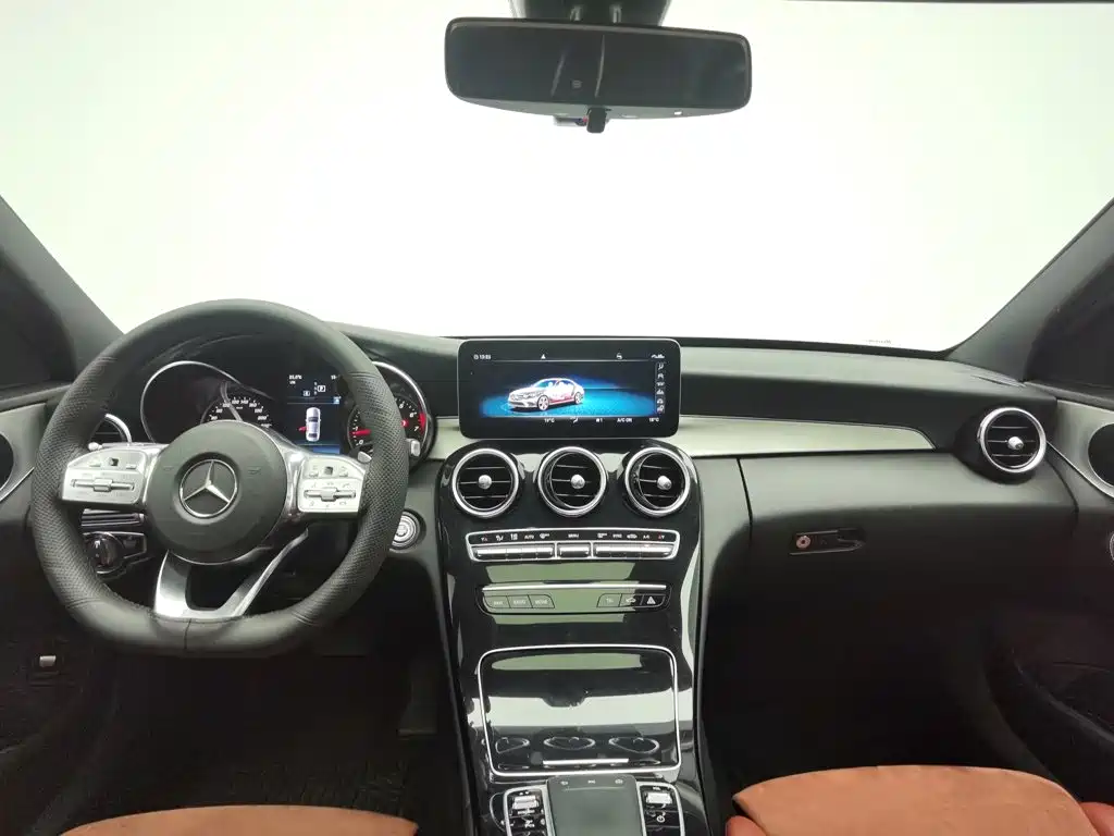 Фото 5 - Mercedes-Benz C-Class